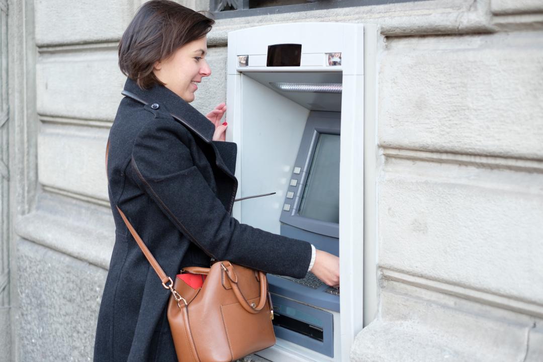 Afhalen geldautomaat